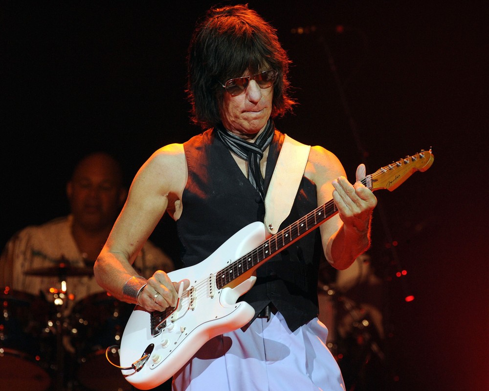 Jeff Beck;<br>Jeff Beck Performs Live at Massey Hall