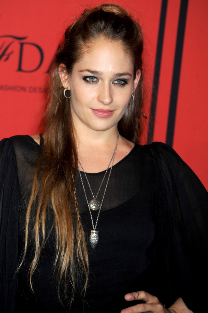 Jemima Kirke;<br>2013 CFDA Awards - Arrivals