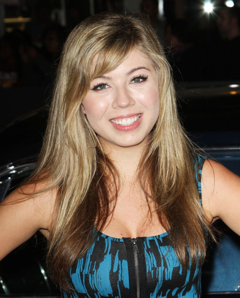 Jennette McCurdy;<br>The Premiere of In Time - Arrivals