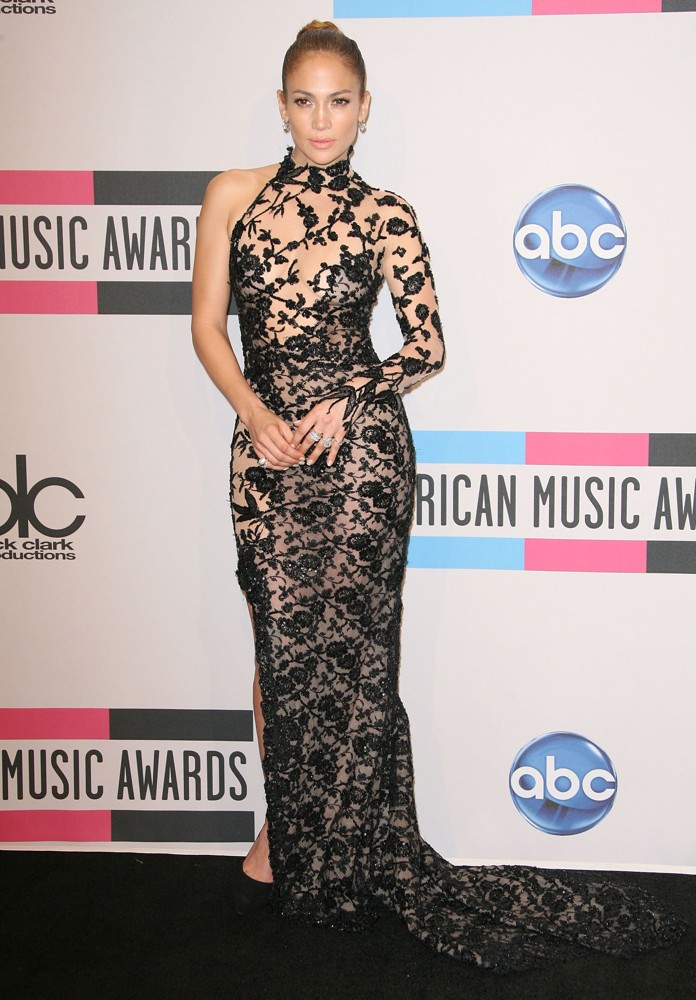 Jennifer Lopez;<br>2011 American Music Awards - Press Room
