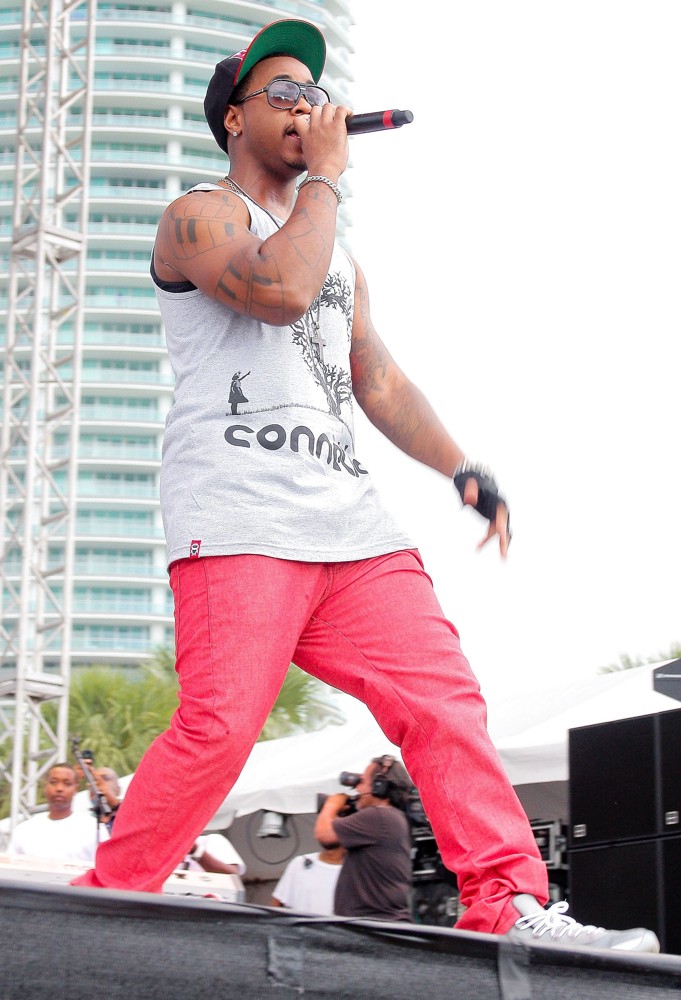 Jeremih;<br>Jeremih Performs During SpringFest-Best of The Best Miami 2011