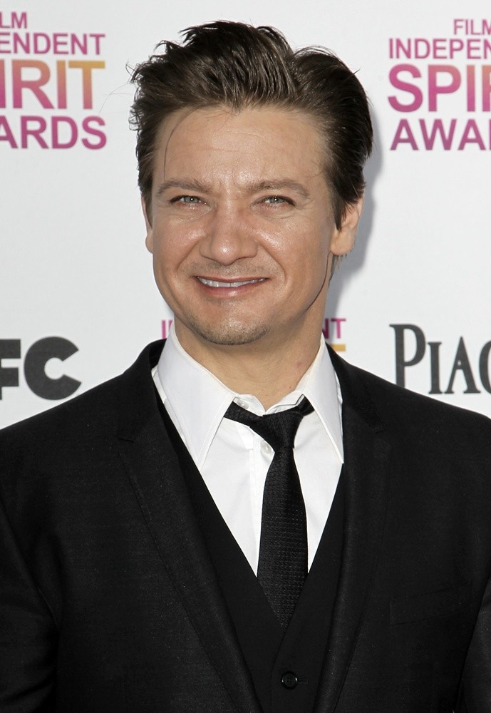 Jeremy Renner;<br>2013 Film Independent Spirit Awards - Arrivals