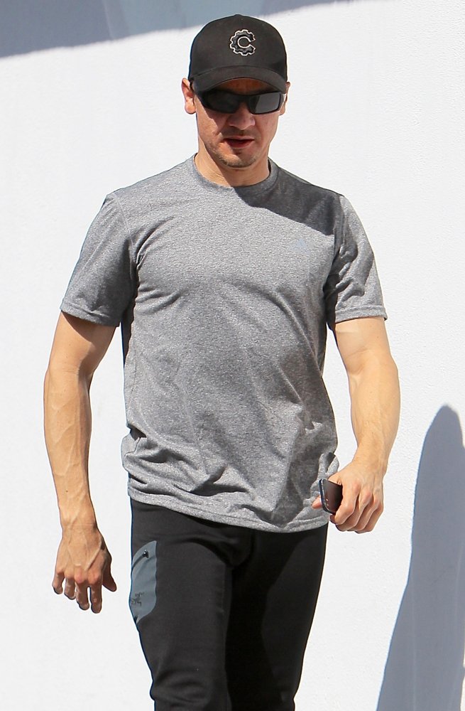 Jeremy Renner Seen Arriving at A Gym