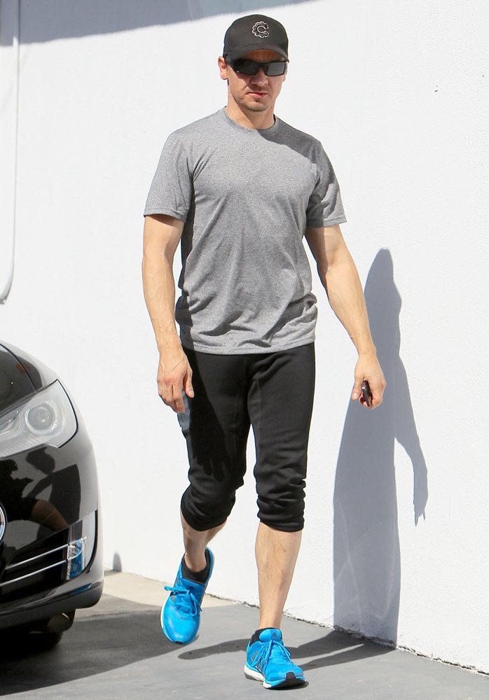Jeremy Renner Seen Arriving at A Gym
