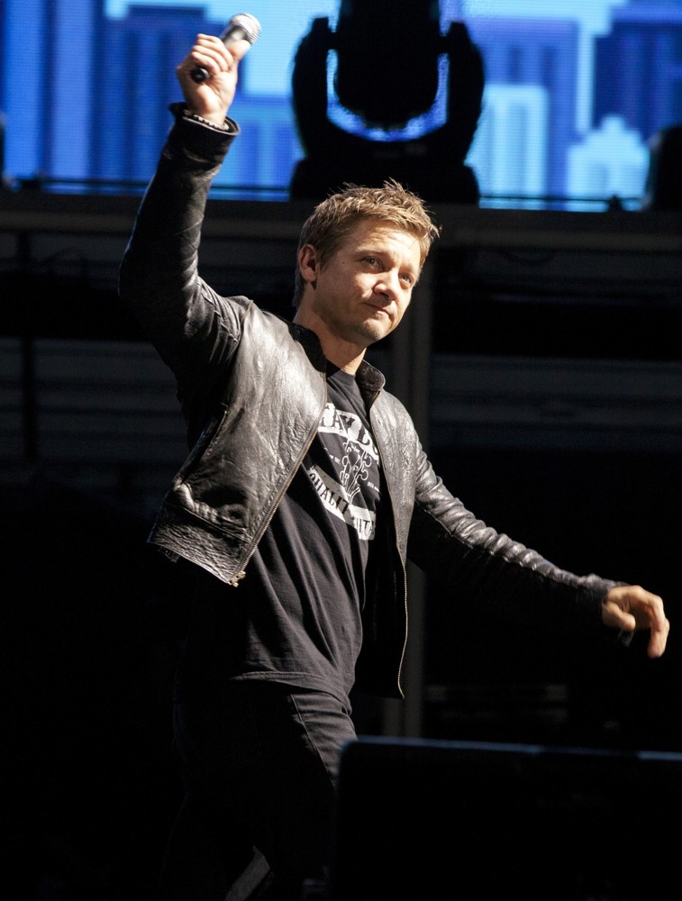Jeremy Renner;<br>Black Eyed Peas and Friends Concert 4 NYC in Support of The Robin Hood Foundation