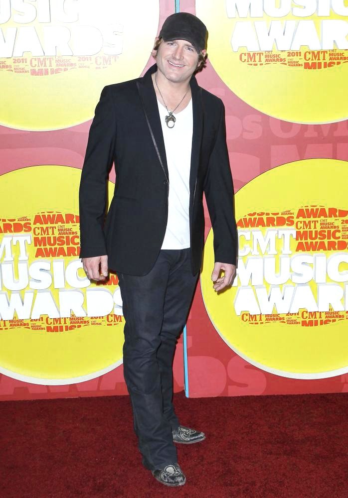 Jerrod Niemann;<br>2011 CMT Music Awards