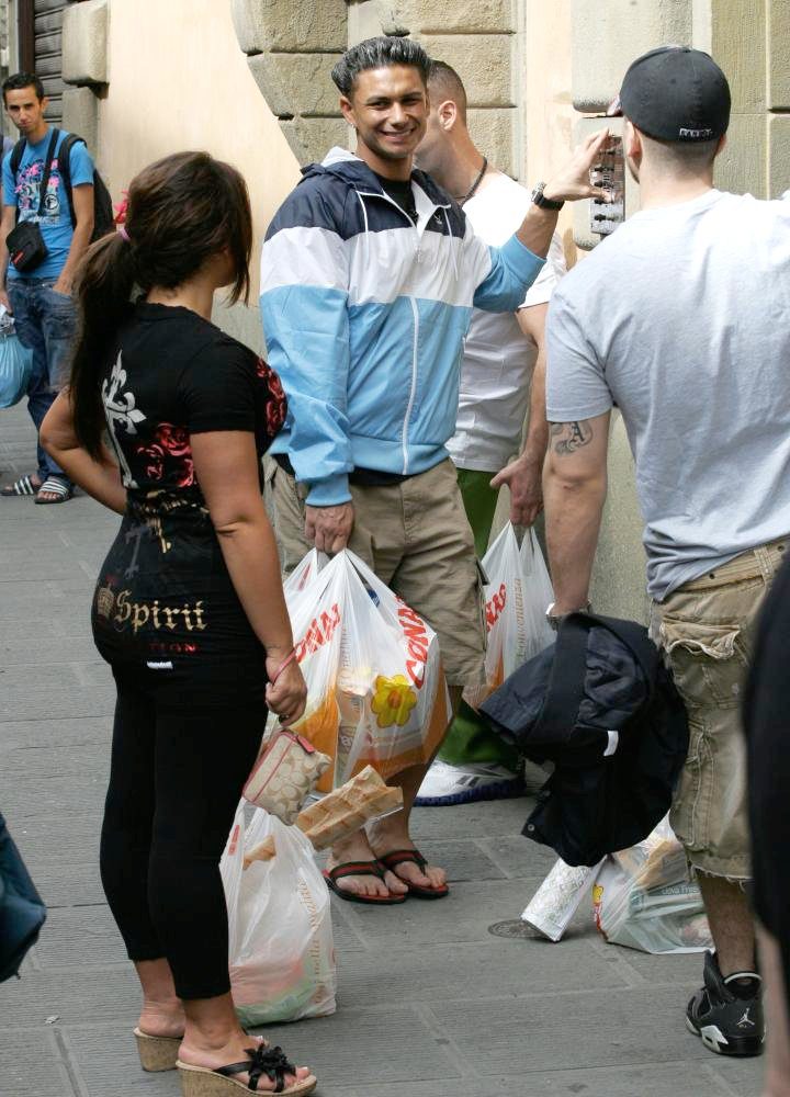 DJ Pauly D;<br>Casts Shopping in Florence While Flming The Reality Show 'Jersey Shore'