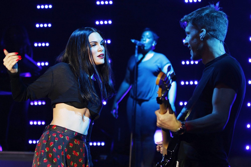Jessie J;<br>Jessie J Performing Live on Stage