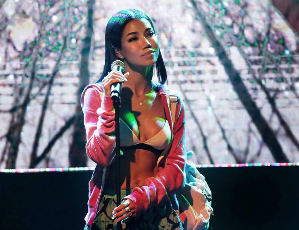 Jhene Aiko Performing at Manchester O2 Ritz