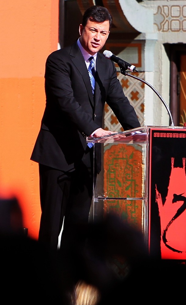 Jimmy Kimmel;<br>Stars of The Twilight Saga Films Are Honoured with A Hand and Footprint Ceremony