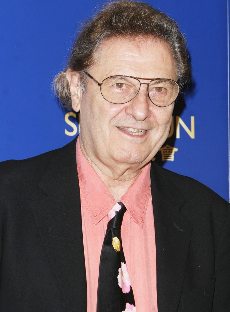 Joe Bologna;<br>Shen Yun Performing Arts Show