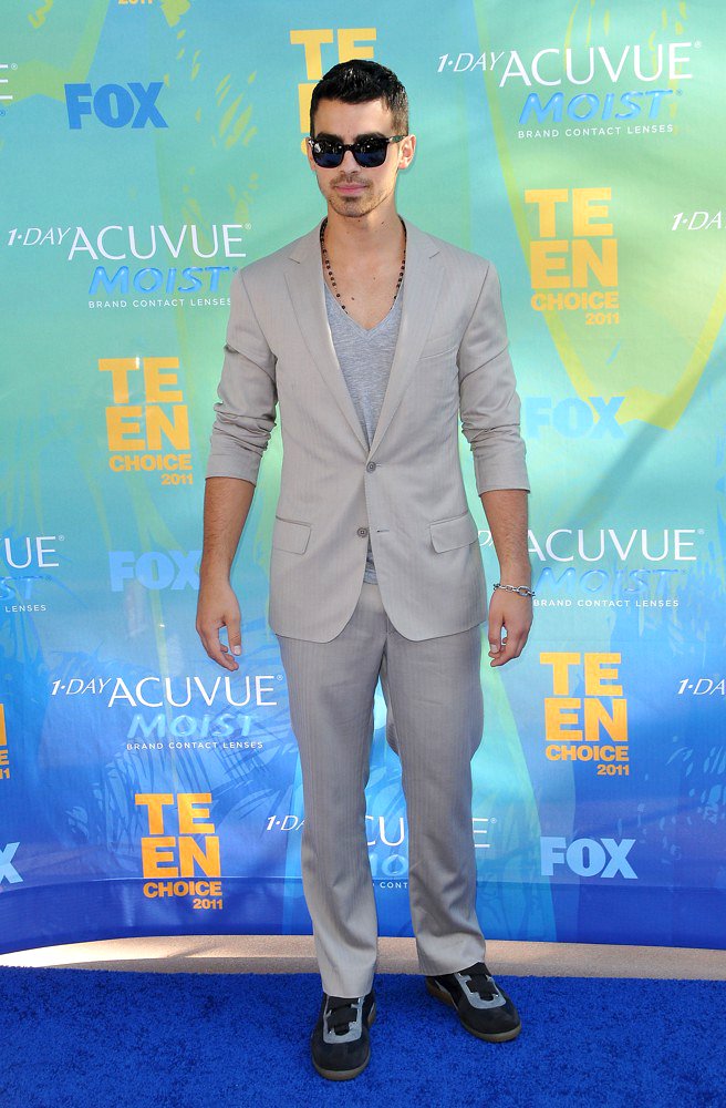 Joe Jonas;Jonas Brothers;<br>2011 Teen Choice Awards