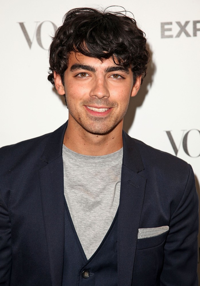 Joe Jonas;Jonas Brothers;<br>Express and Vogue Celebrate The Scenemakers