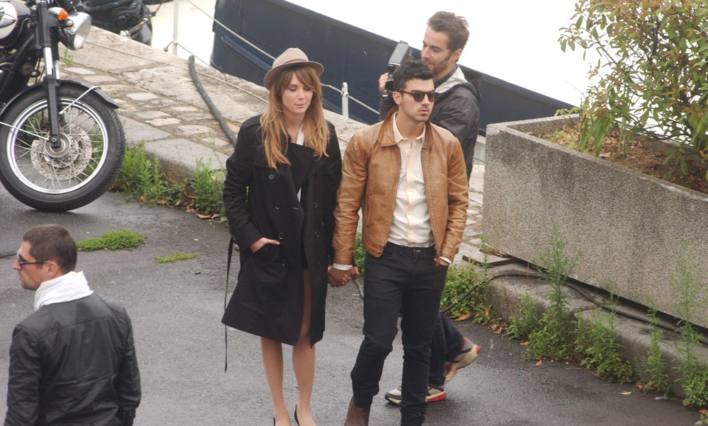 Joe Jonas;Jonas Brothers;<br>Joe Jonas Films The Video for His Song Just In Love With You on Location