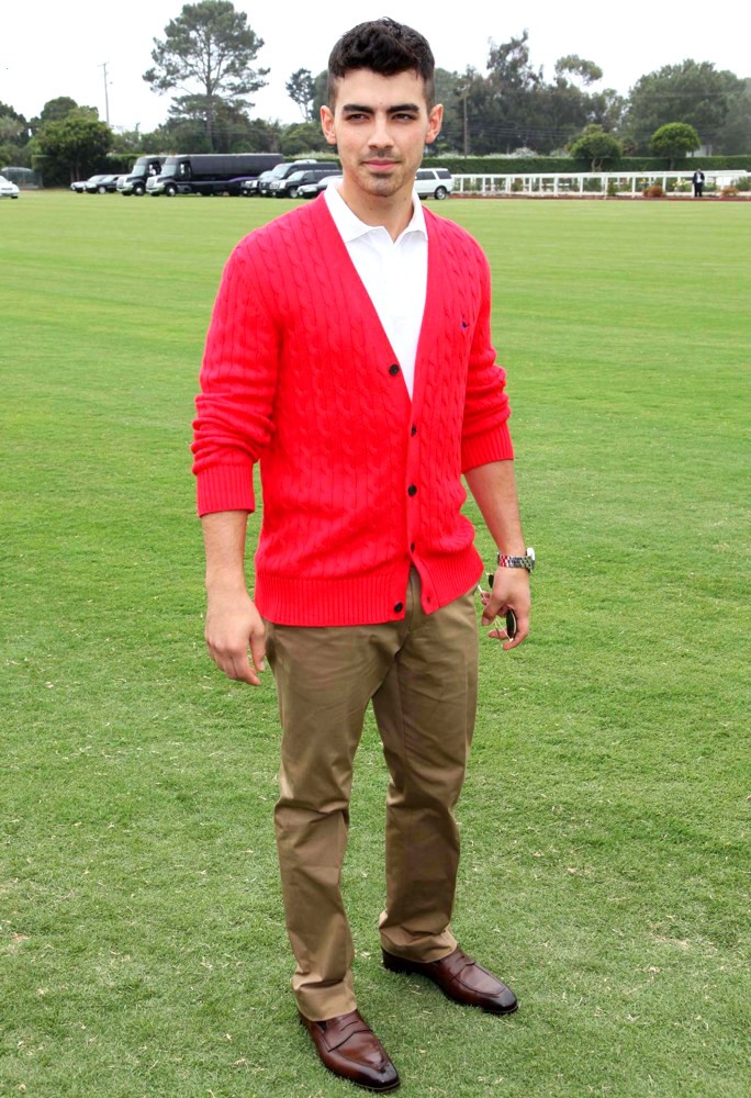 joe jonas music video plus size model joe jonas music video plus size model