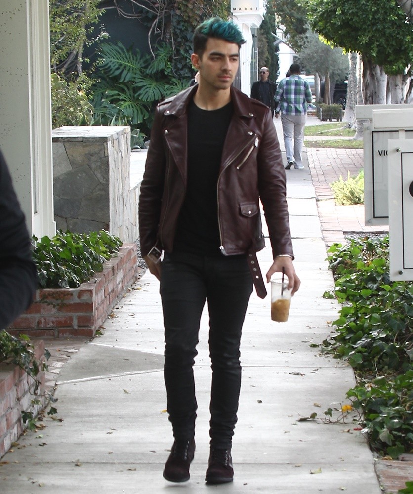 Joe Jonas Out in Melrose Place
