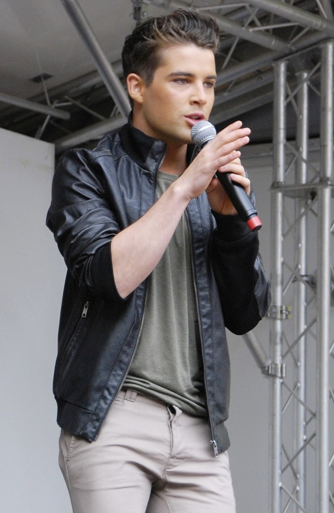 Joe McElderry;<br>Leeds Pride 2012