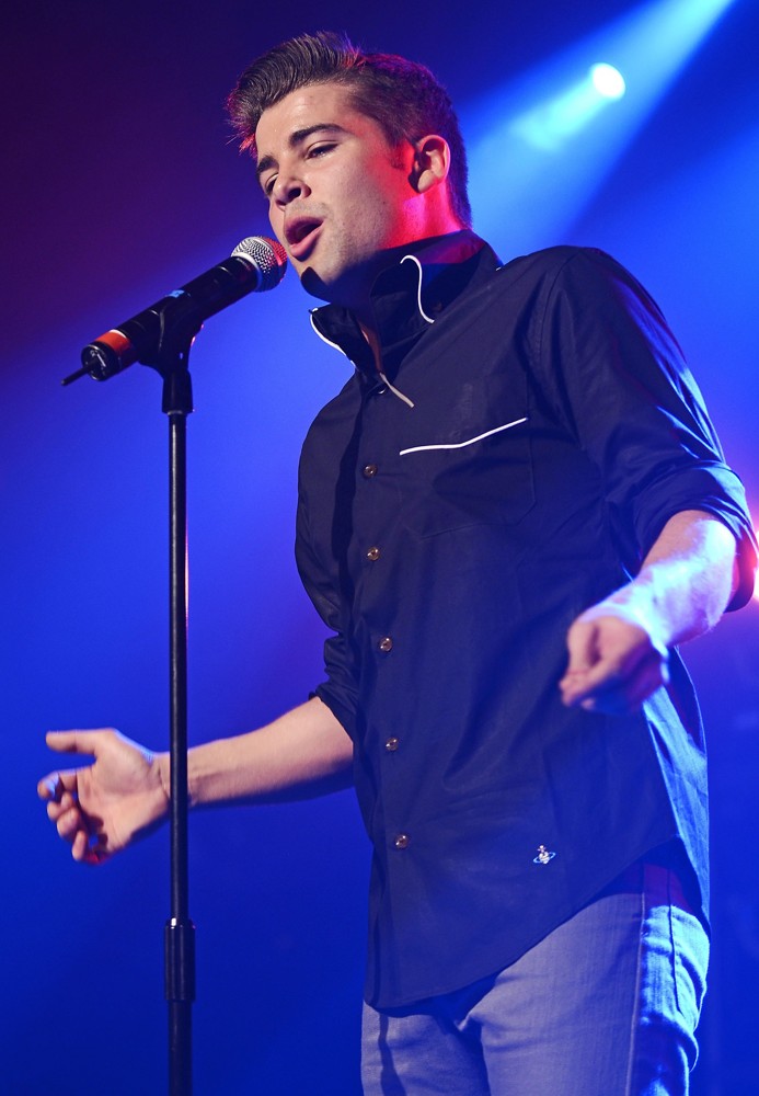 Joe McElderry;<br>Joe McElderry Performing Live