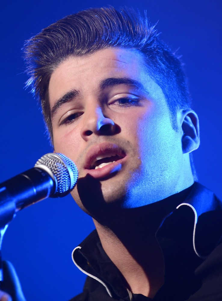 Joe McElderry;<br>Joe McElderry Performing Live
