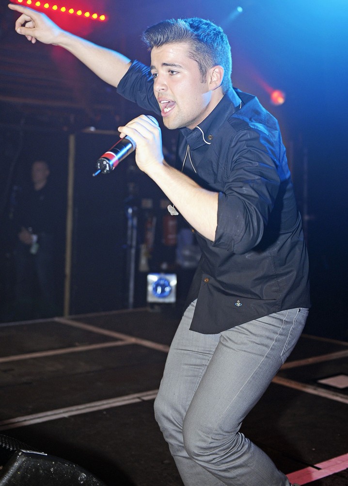 Joe McElderry;<br>Joe McElderry Performing Live