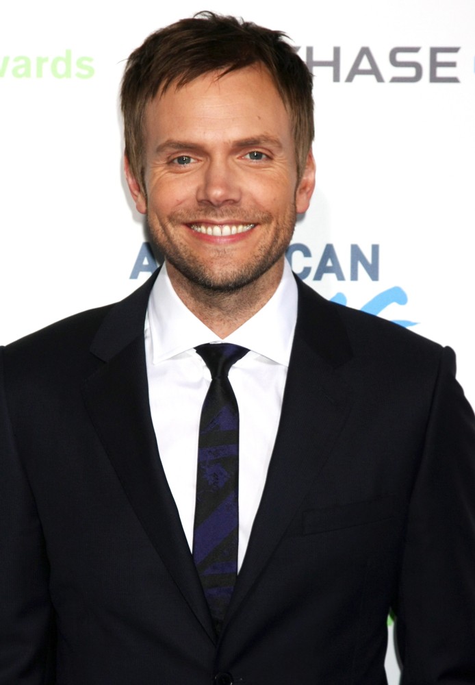 2nd Annual American Giving Awards - Arrivals