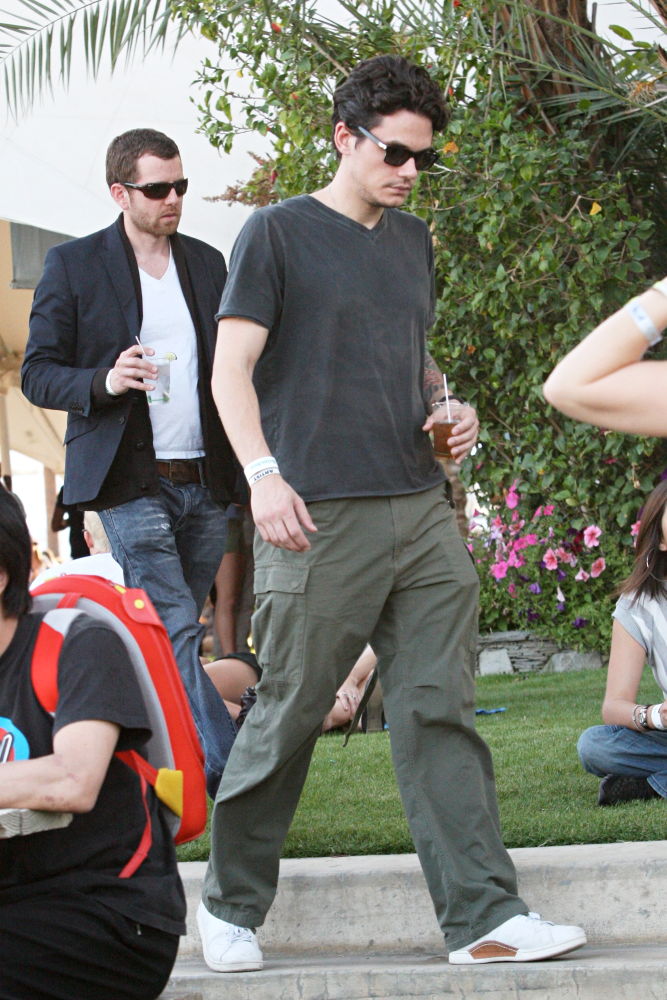 John Mayer;<br>The 2010 Coachella Valley Music and Arts Festival - Day 1