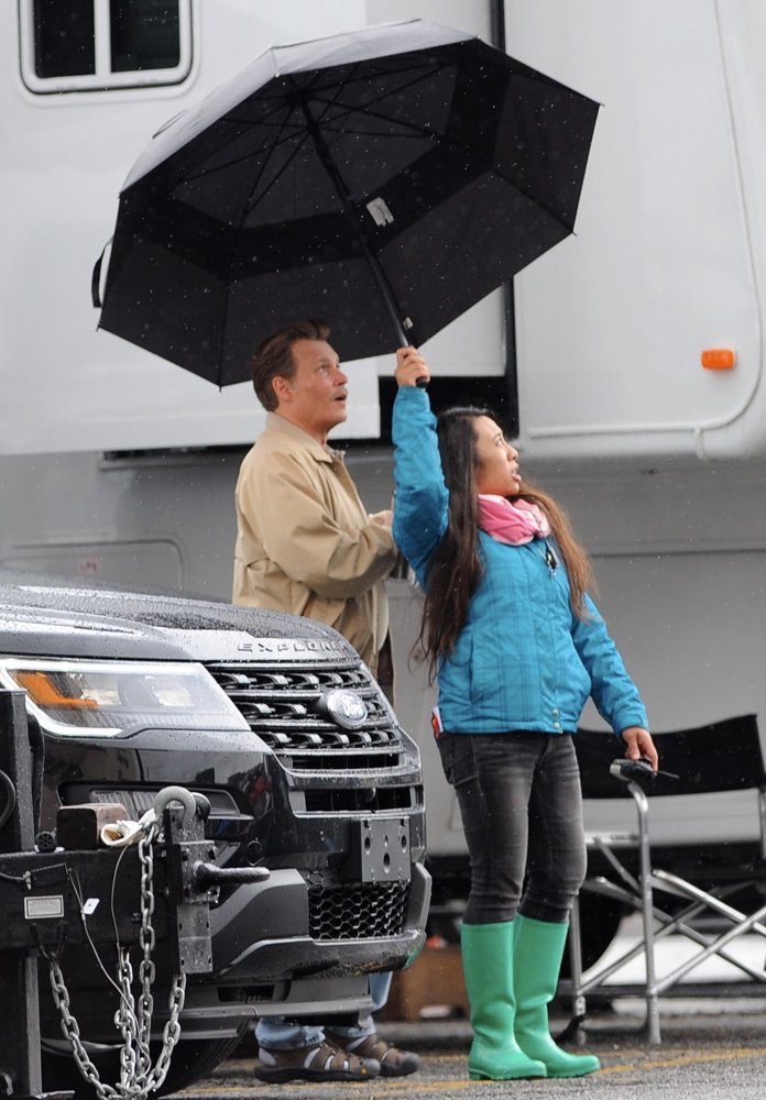 Johnny Depp on Set Filming LAbyrinth in The Rain