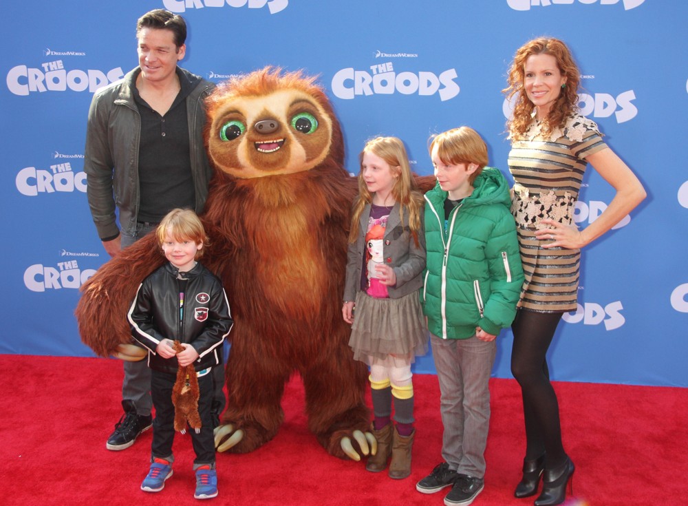 Bart Johnson;Robyn Lively;<br>The Croods Premiere - Arrivals