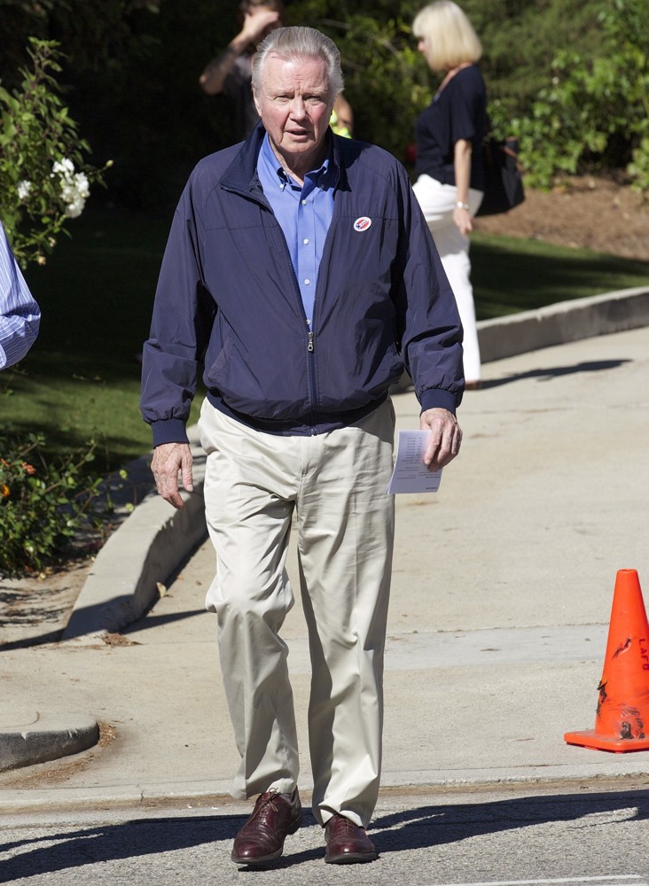 Jon Voight;<br>Jon Voight Arriving at The Polling Station for The US Presidential Election