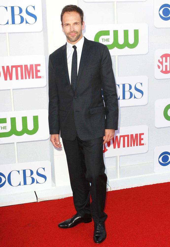 Jonny Lee Miller;<br>CBS Showtime's CW Summer 2012 Press Tour - Arrivals