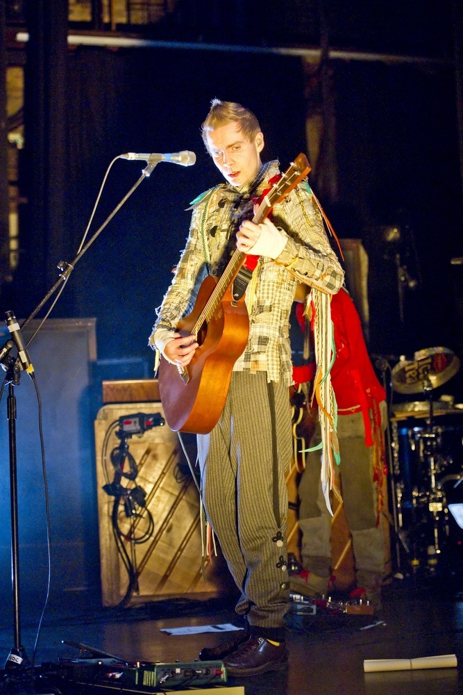 Jonsi;Sigur Ros;<br>Jonsi Kicks Off His European Solo Tour