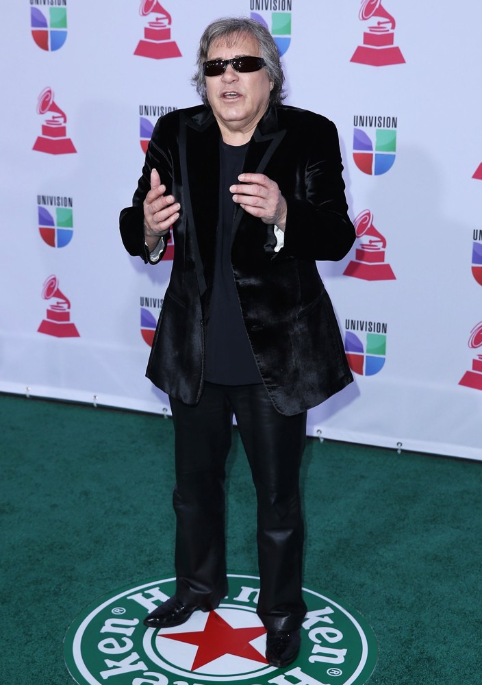 Jose Feliciano Pictures, Latest News, Videos.
