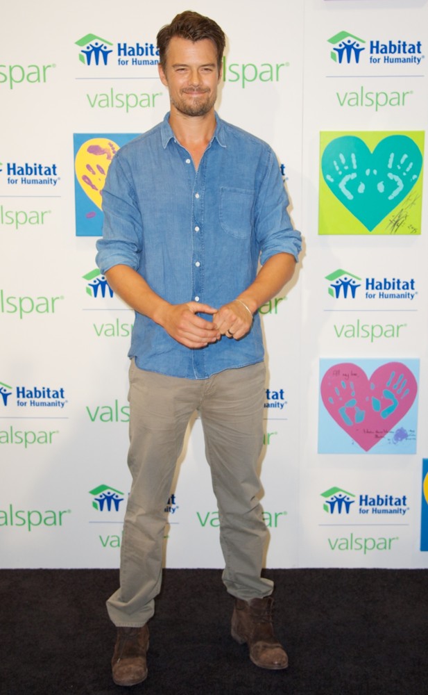 Josh Duhamel and Valspar Unveil Celebrity Handprints to Be Auction for Habitat for Humanity