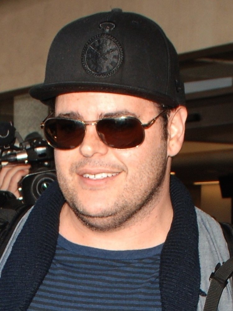 Josh Gad Arrives at Los Angeles International Airport