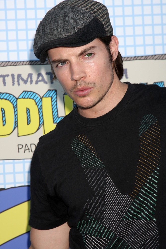 Josh Henderson;<br>The 2010 Ultimate Slam PaddleJam Celebrity Ping Pong Tournament