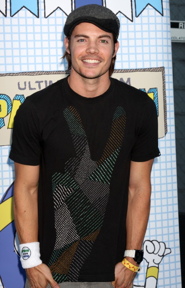 Josh Henderson;<br>The 2010 Ultimate Slam PaddleJam Celebrity Ping Pong Tournament