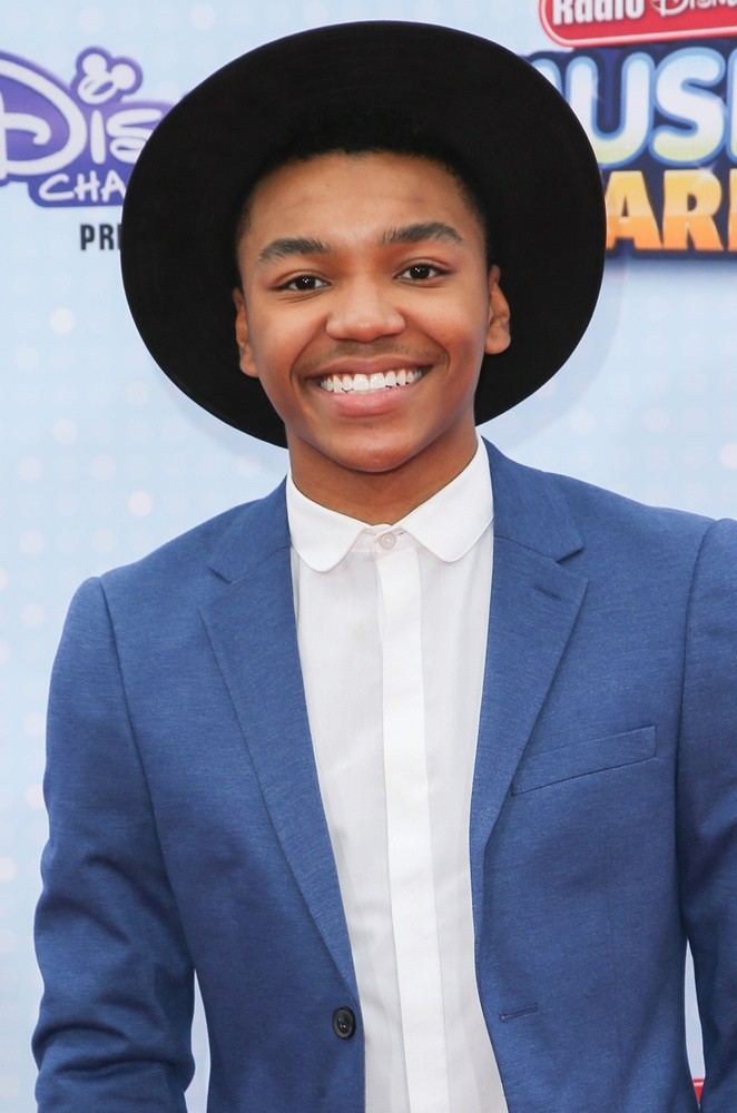Josh Levi;<br>2015 Radio Disney Music Awards - Arrivals