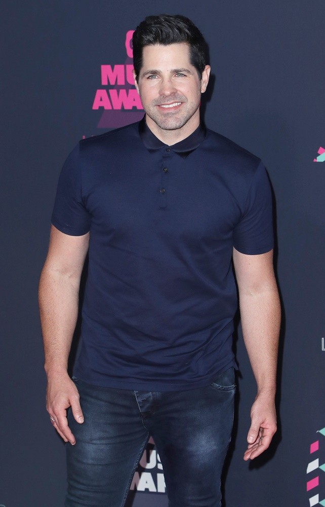 JT Hodges;<br>2016 CMT Music Awards - Arrivals