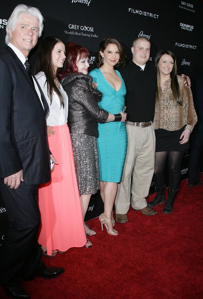 Naomi Judd;Ashley Judd;<br>Los Angeles Premiere of Olympus Has Fallen