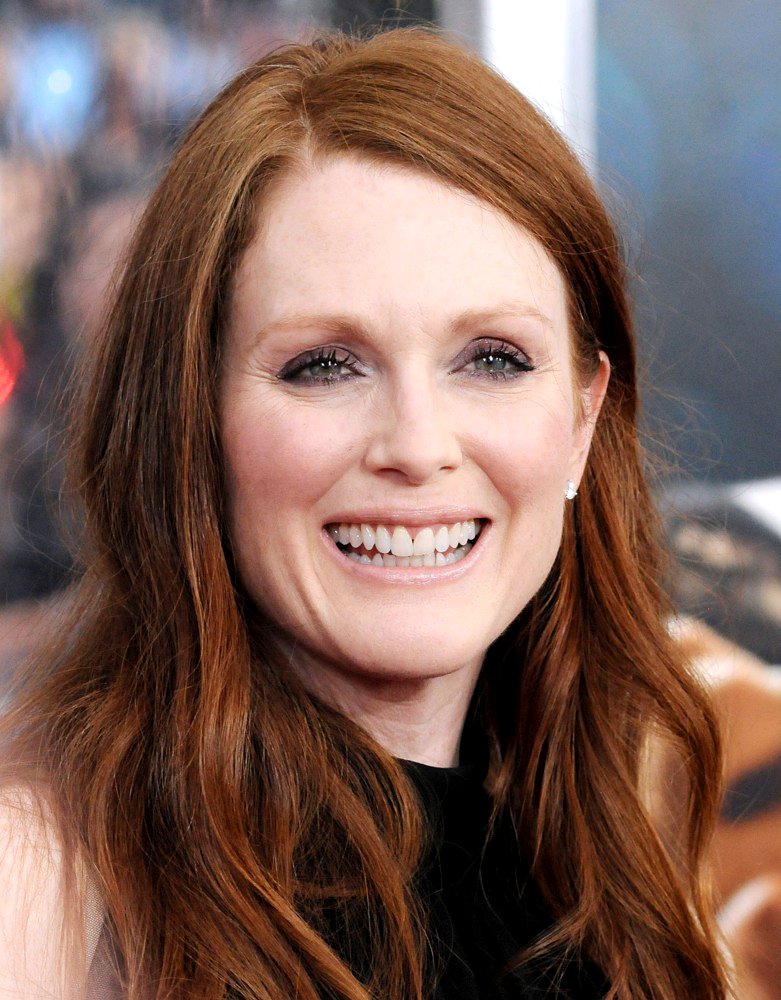 Julianne Moore;<br>World Premiere of Crazy, Stupid, Love - Arrivals