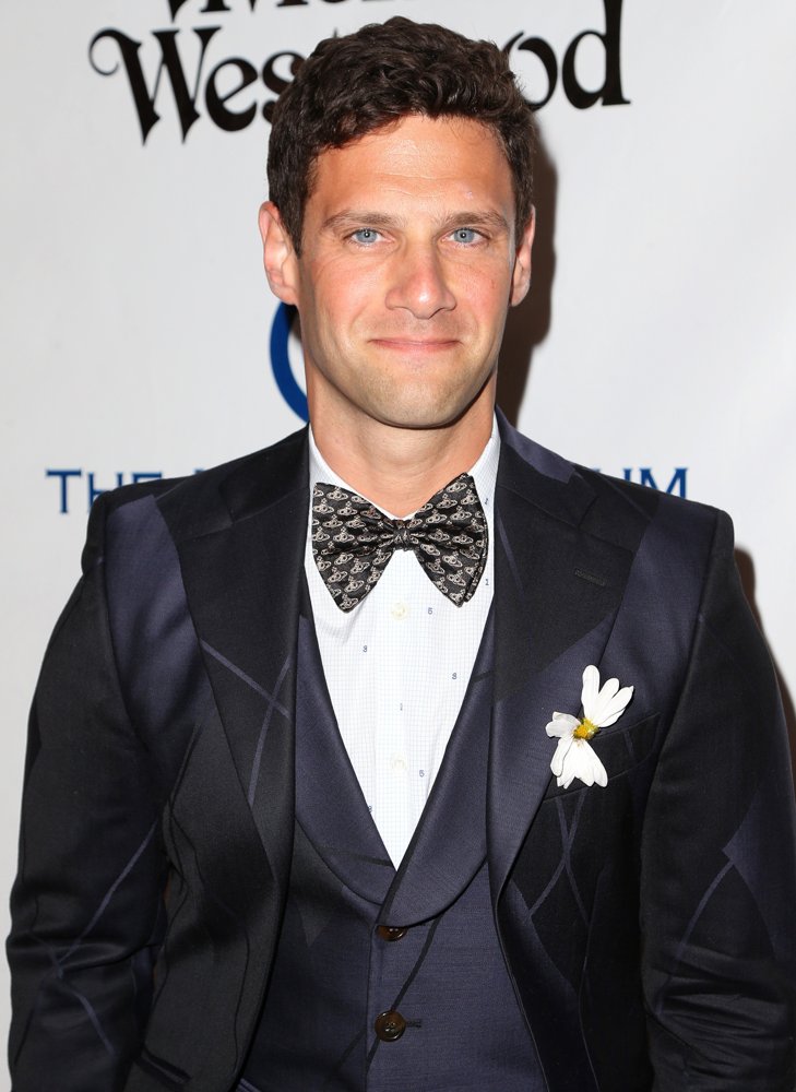 Justin Bartha Pictures, Latest News, Videos.