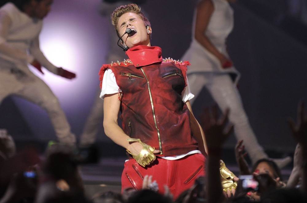Justin Bieber;<br>2012 MuchMusic Video Awards - Show