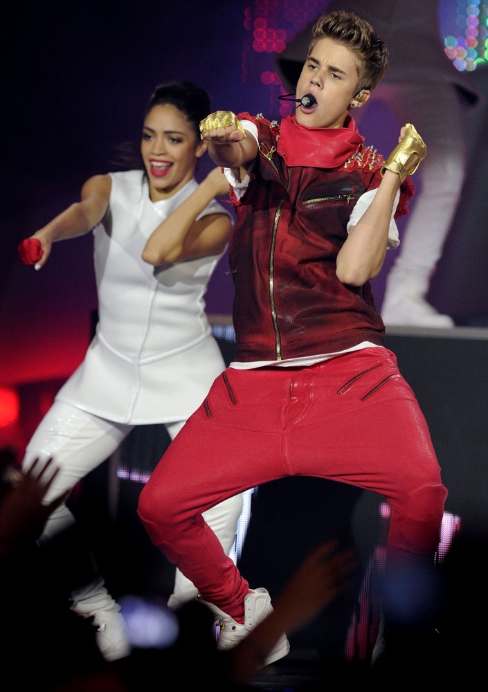 Justin Bieber;<br>2012 MuchMusic Video Awards - Show