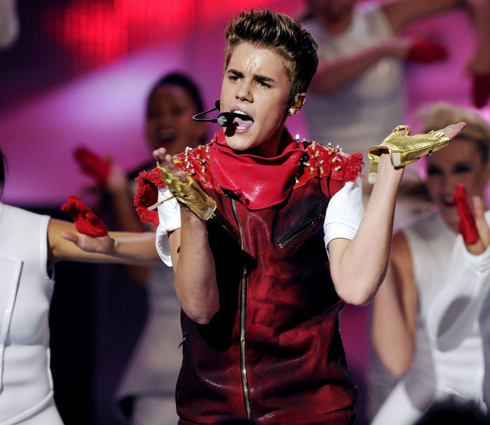 Justin Bieber;<br>2012 MuchMusic Video Awards - Show