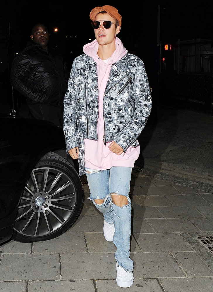 Justin Bieber Arriving at Tape Club