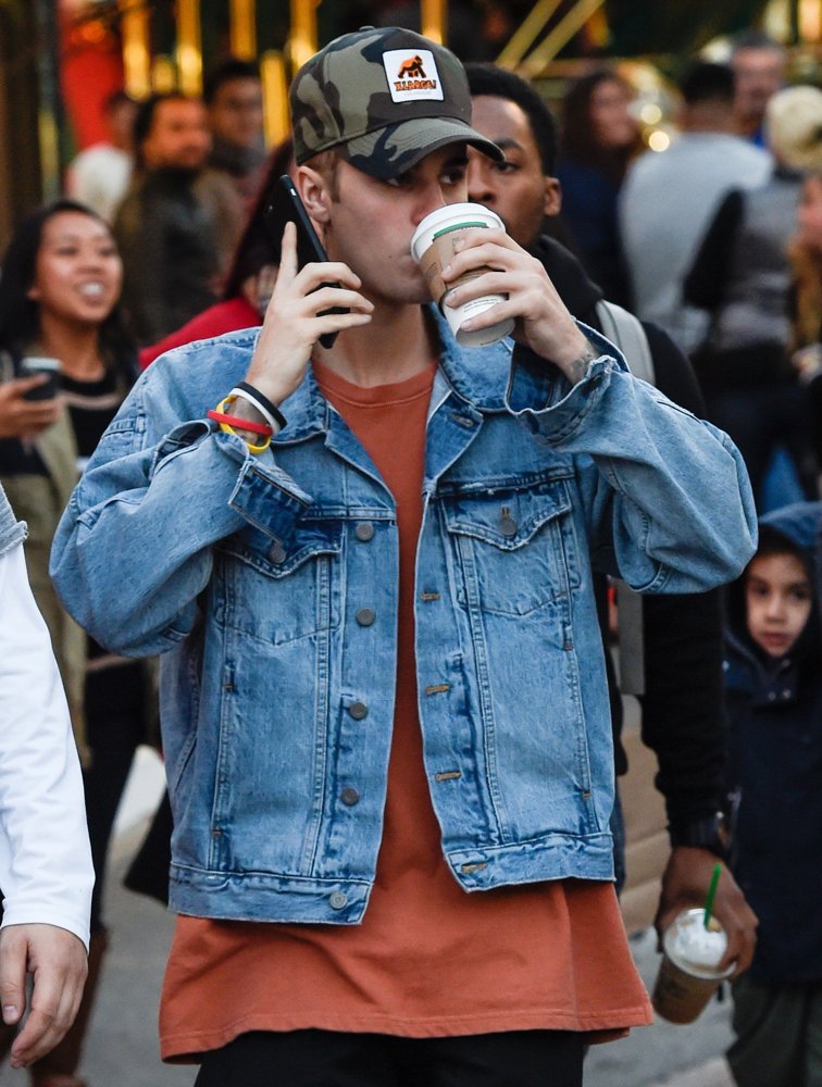 Justin Bieber;<br>Justin Bieber Goes Shopping at The Grove