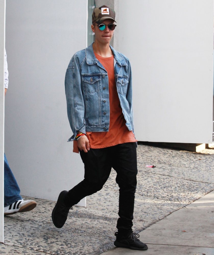 Justin Bieber;<br>Justin Bieber Goes Shopping at Kitson Men