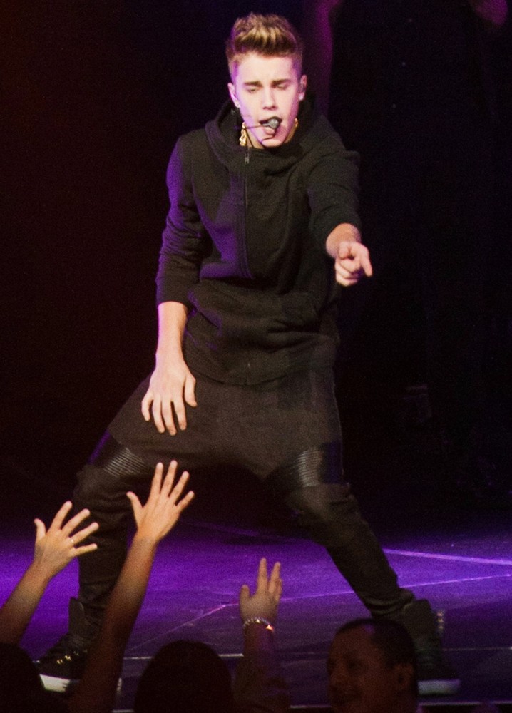 Justin Bieber;<br>KIIS FM's Jingle Ball 2012 - Night 2 - Show