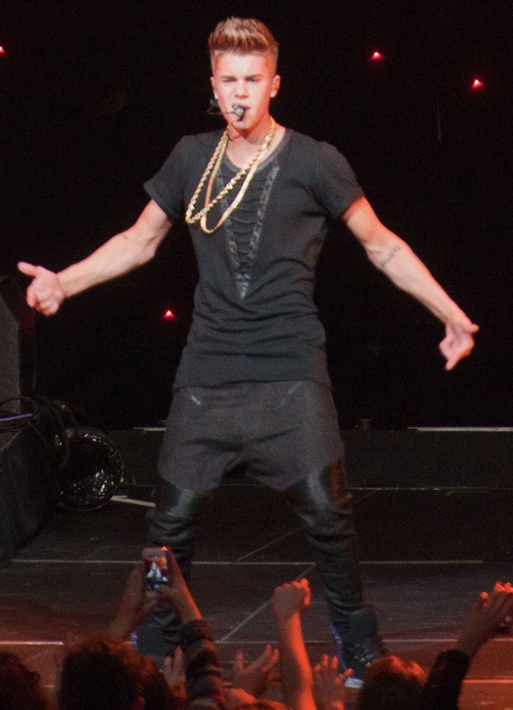 Justin Bieber;<br>KIIS FM's Jingle Ball 2012 - Night 2 - Show