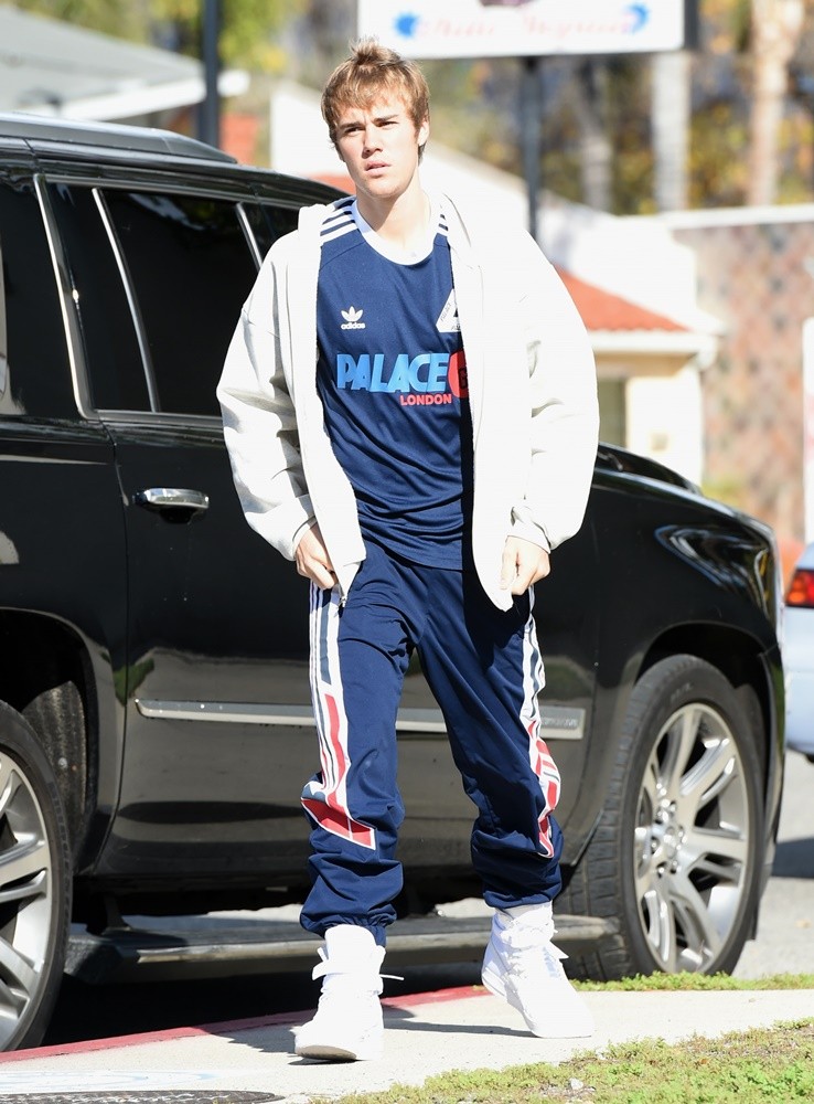 Justin Bieber Out and About on Christmas Eve